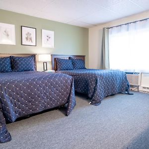 Acadia Pines Motel